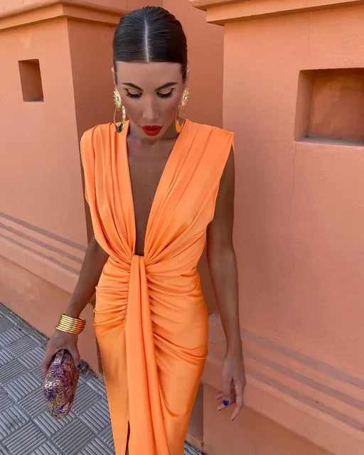Ella | Elegant Long Sleeve Pleated Maxi Dress for Women 2