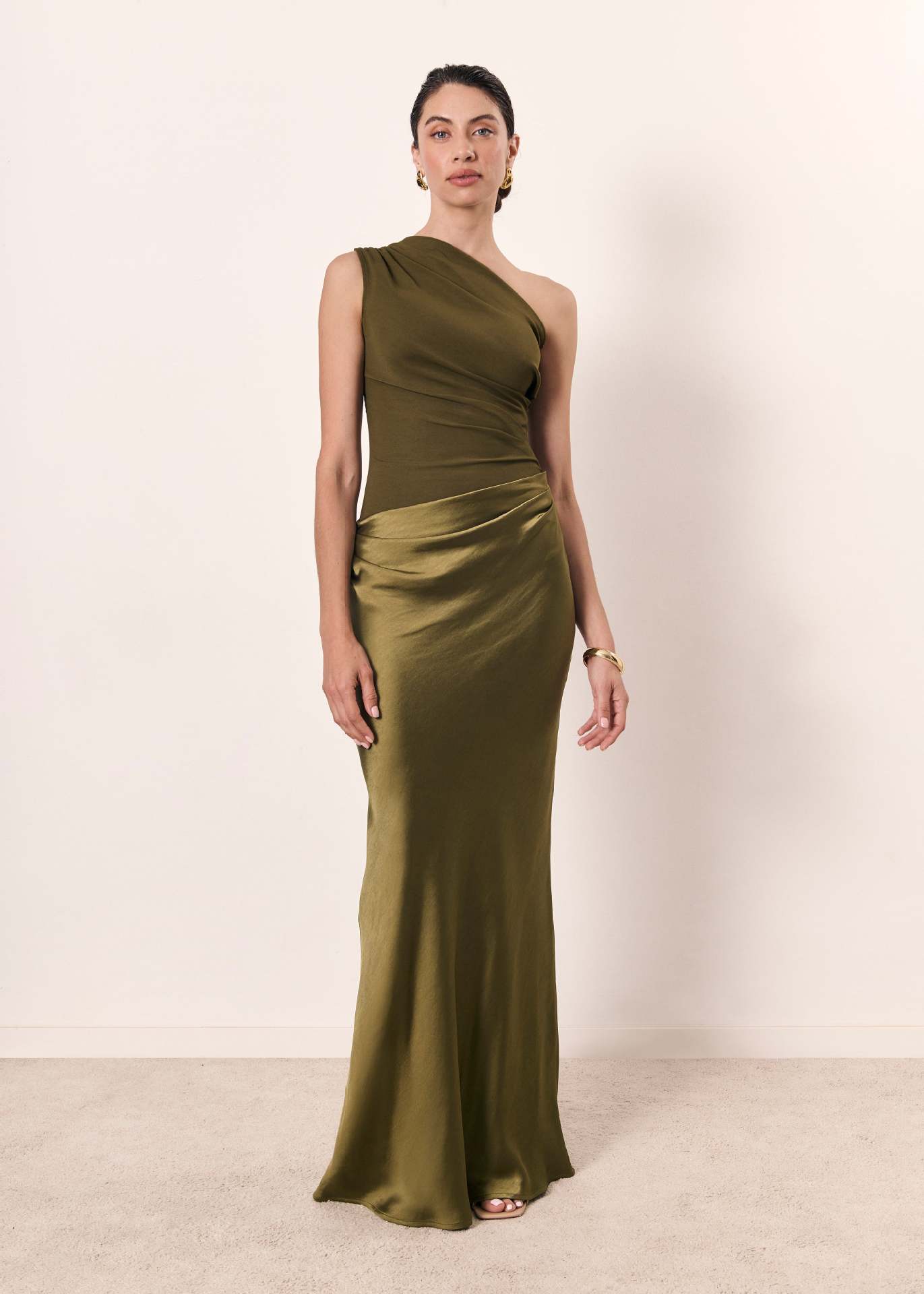 Emma | Elegant Flowing Maxi Dress 3