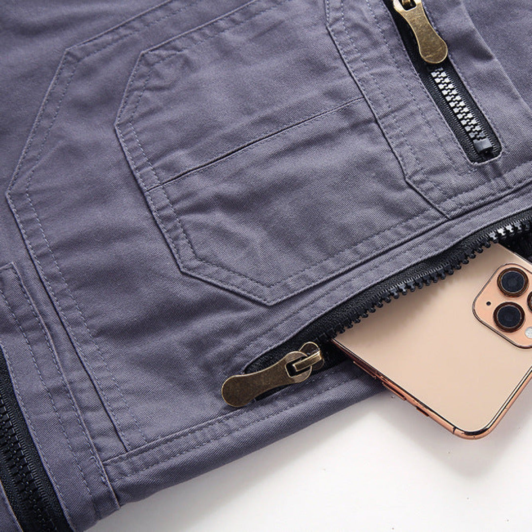 Ethan | Durable Black Cargo Shorts for Men 8