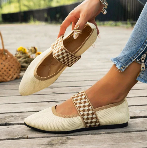 Megan Collection | Black Ballet Flats for Women with Pointed Toe Design 1
