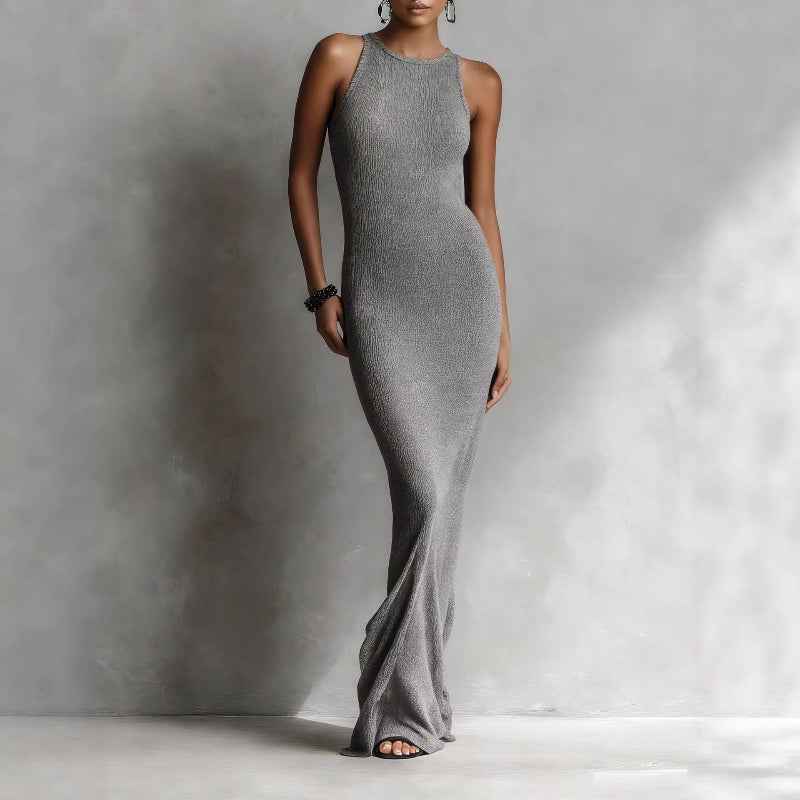 Mia | Chic Sleeveless Black Maxi Dress for Women 3