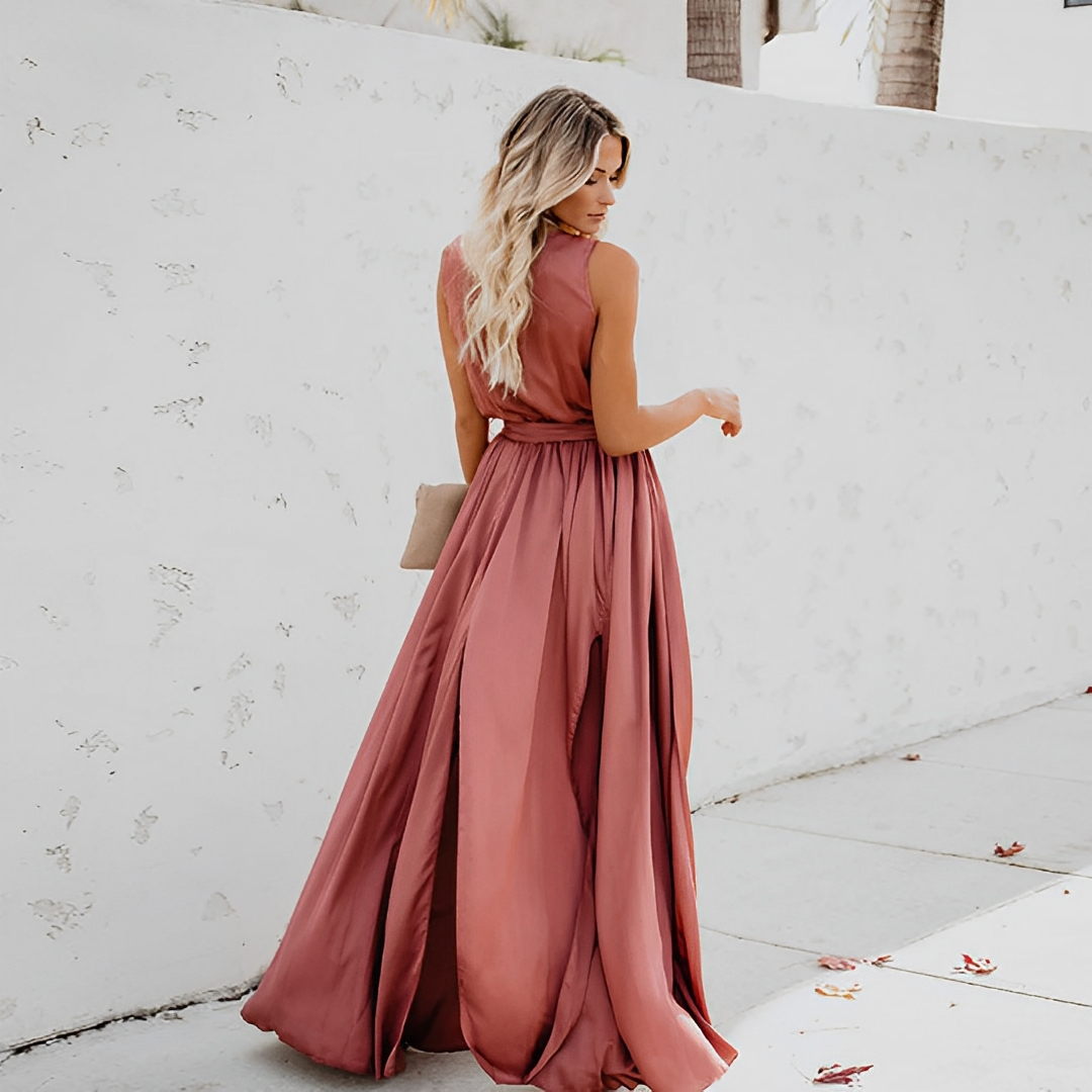 Mia | Elegant Black Maxi Dress with Waist Belt for Women 1
