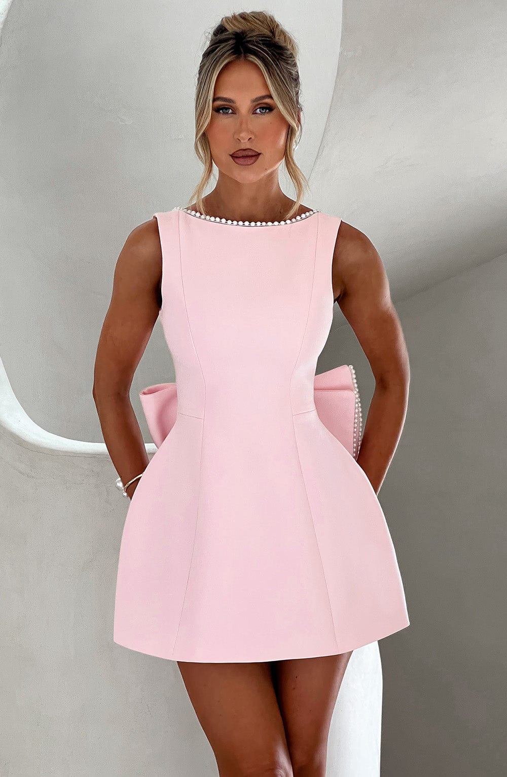 Mia | Elegant Structured Women's Mini Dress for Formal Events 0