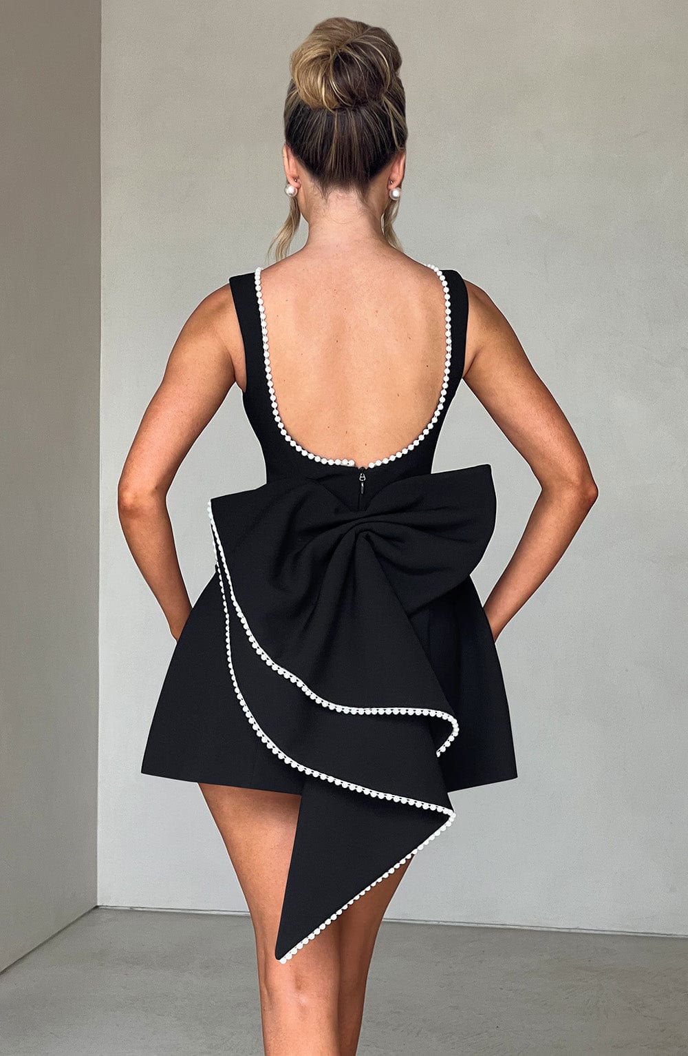 Mia | Elegant Structured Women's Mini Dress for Formal Events 5