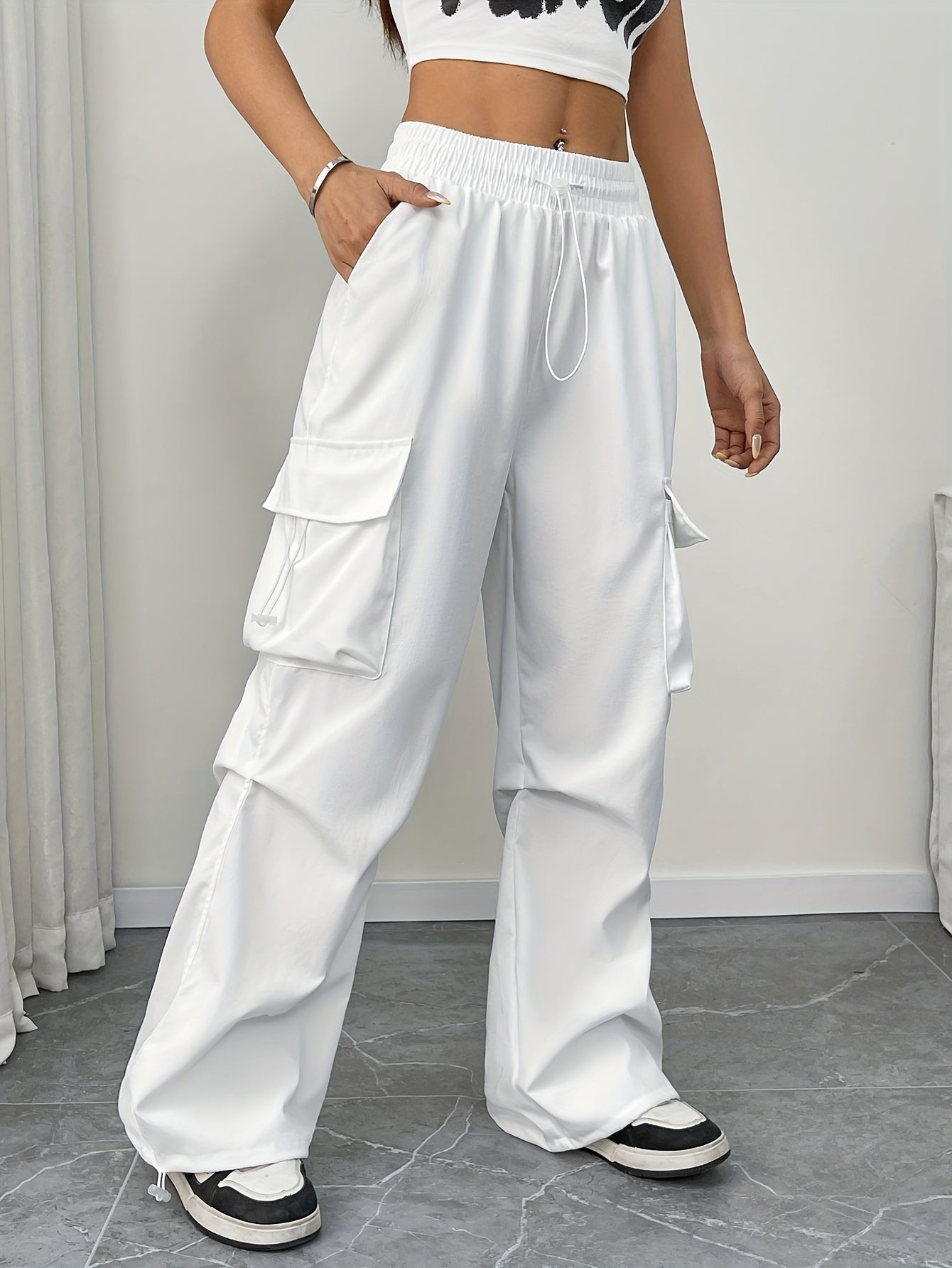Mia | Stylish Relaxed Wide Leg Cargo Pants for Women 0