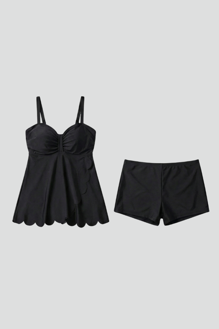 Mia | Stylish Sweetheart Neck Tankini Set With Shorts 1