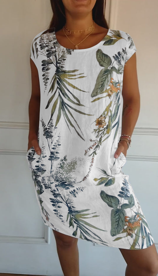 Sophia | Relaxed Leaf Print Plus Size Summer Dress 0