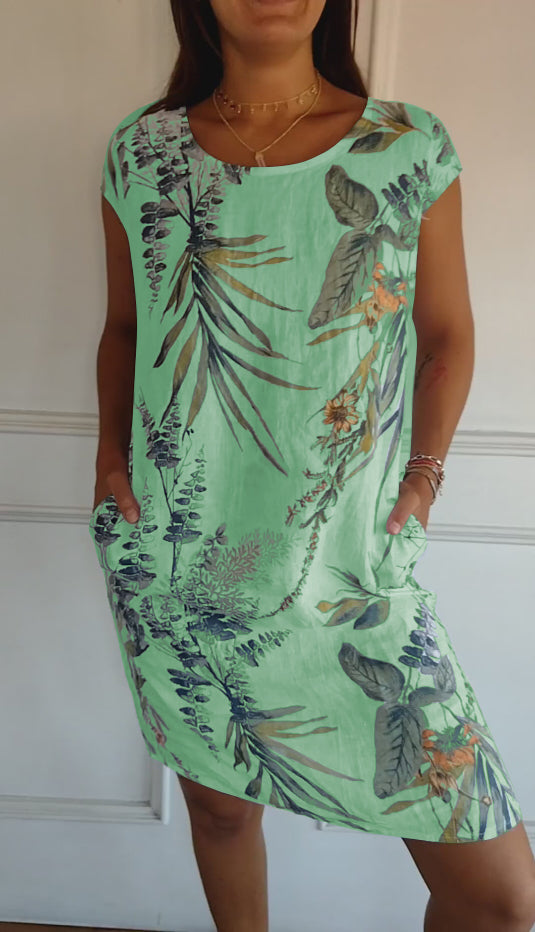 Sophia | Relaxed Leaf Print Plus Size Summer Dress 6