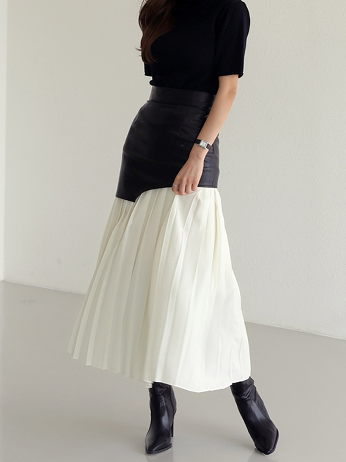 Sophie | Elegant Pleated Midi Skirt for Women 1
