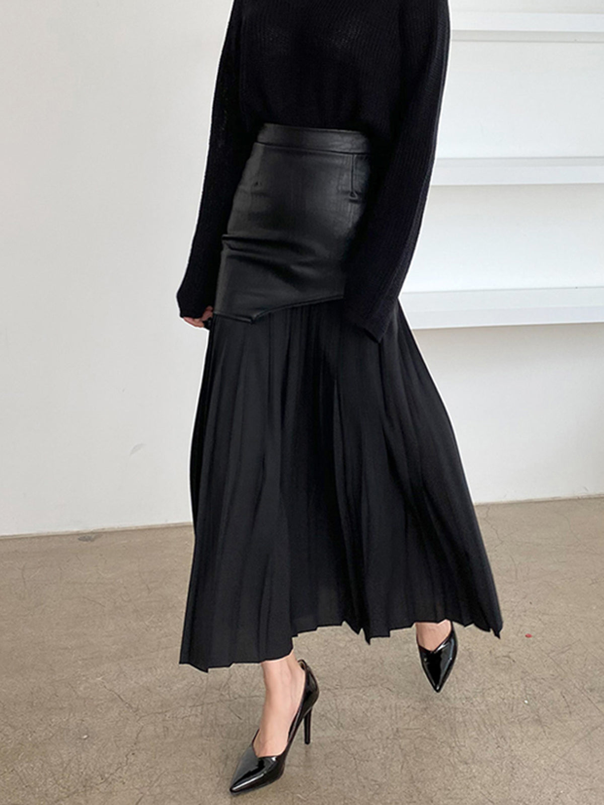 Sophie | Elegant Pleated Midi Skirt for Women 4