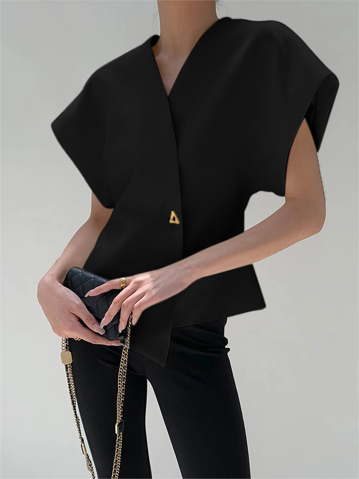 amy-classic-sleeveless-v-neck-blouse-img11.jpg