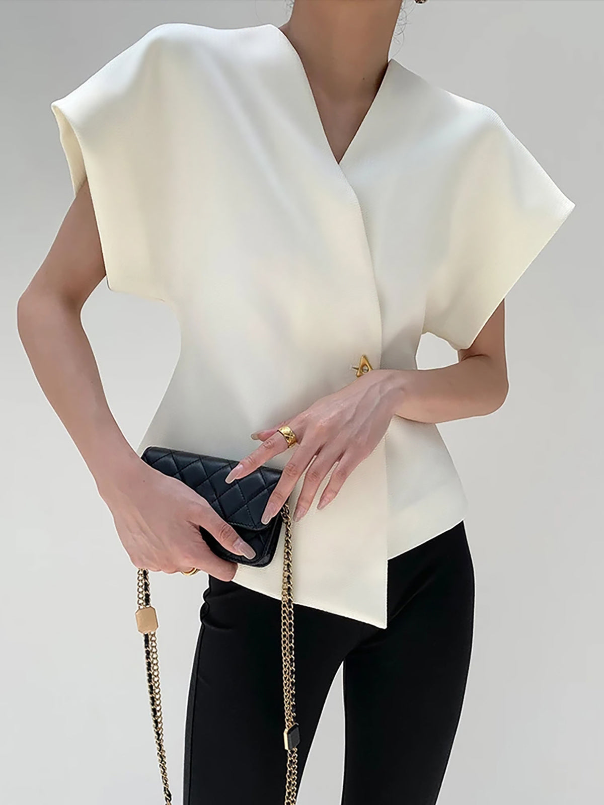 amy-classic-sleeveless-v-neck-blouse-img3.jpg