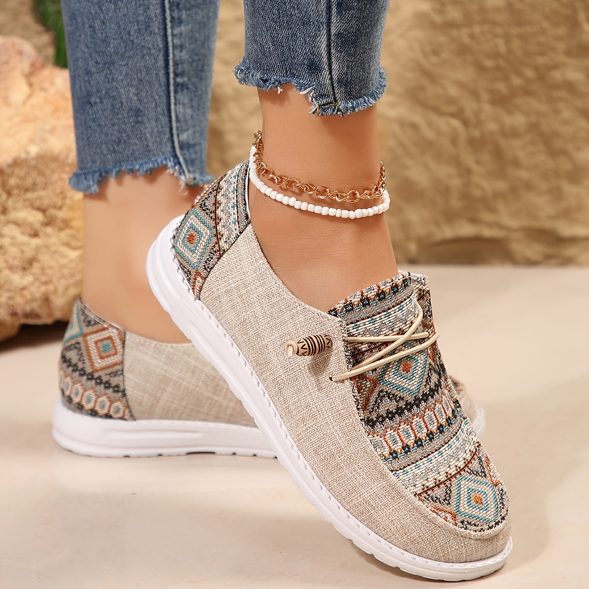 amy-womens-casual-sneakers-lightweight-running-shoes-img1.jpg