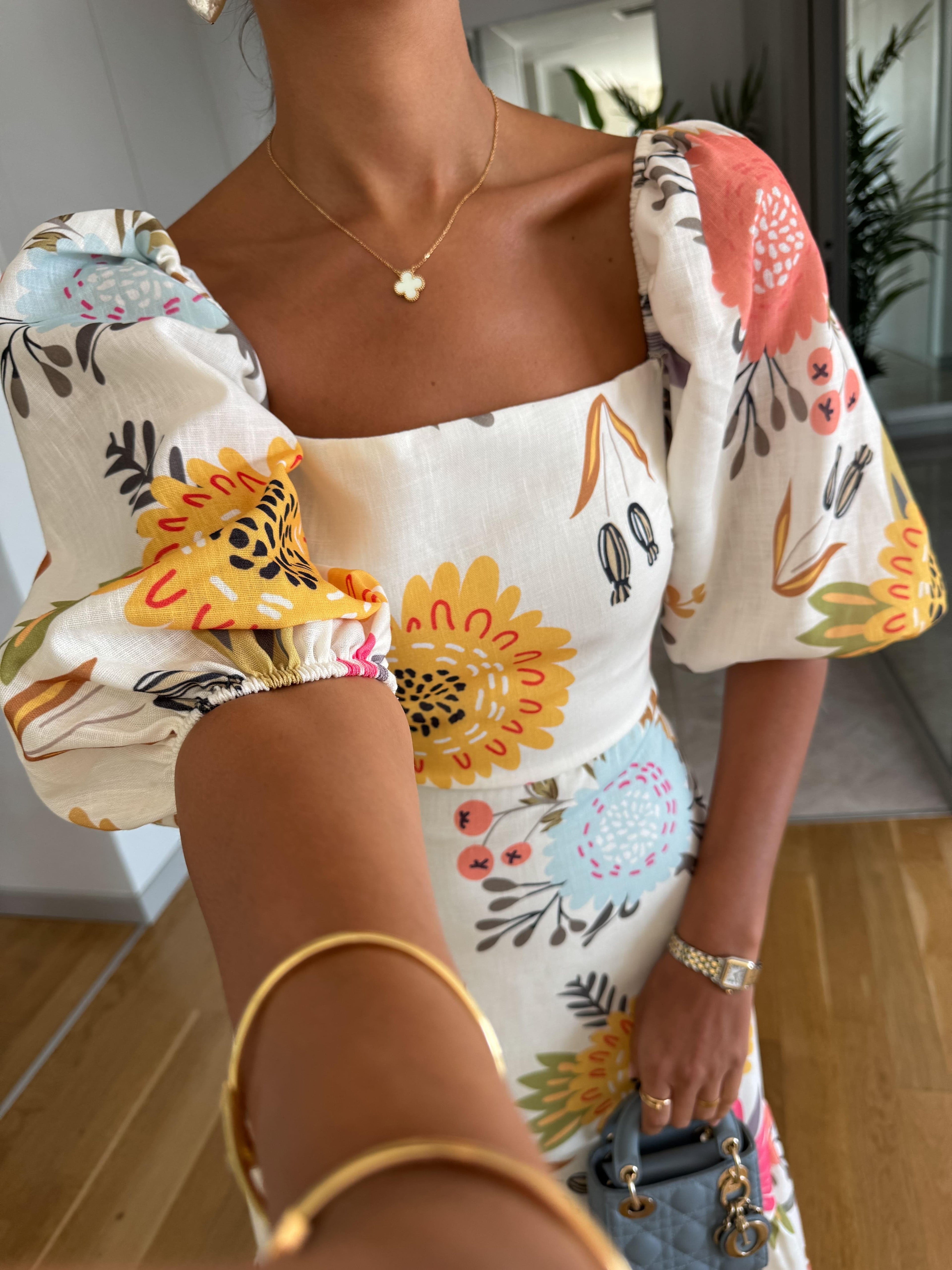 andrea-square-neck-floral-puff-sleeve-midi-dress-img4.jpg