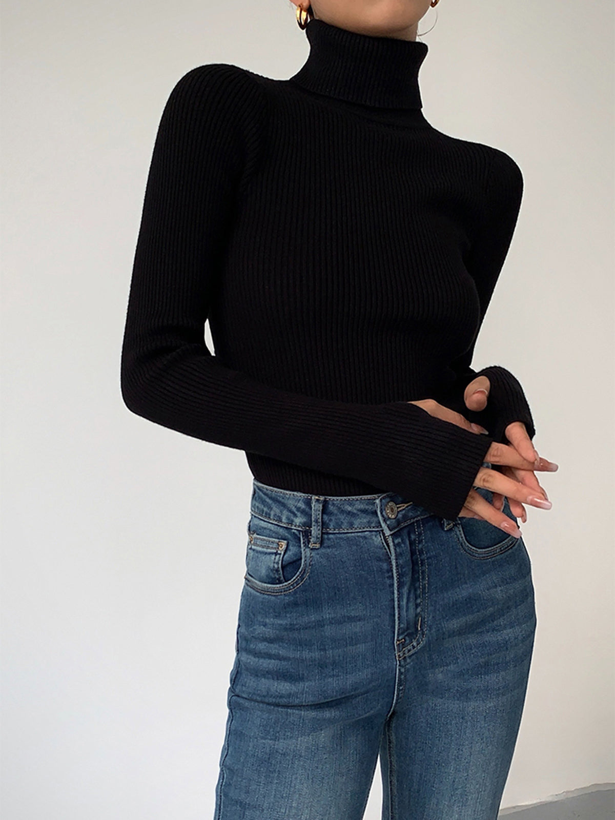 anna-classic-ribbed-turtleneck-top-img3.jpg