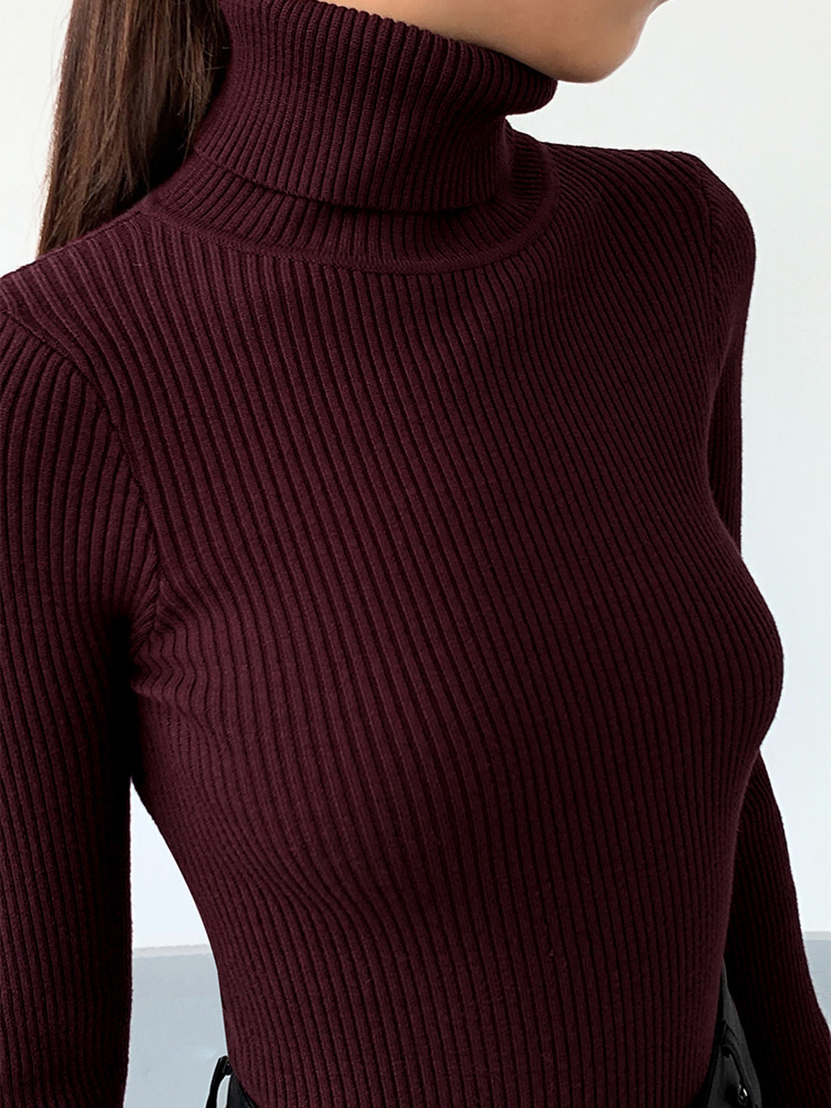 anna-classic-ribbed-turtleneck-top-img6.jpg