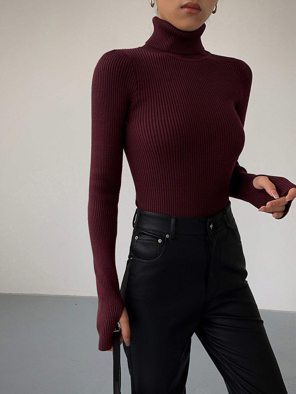 anna-classic-ribbed-turtleneck-top-img9.jpg