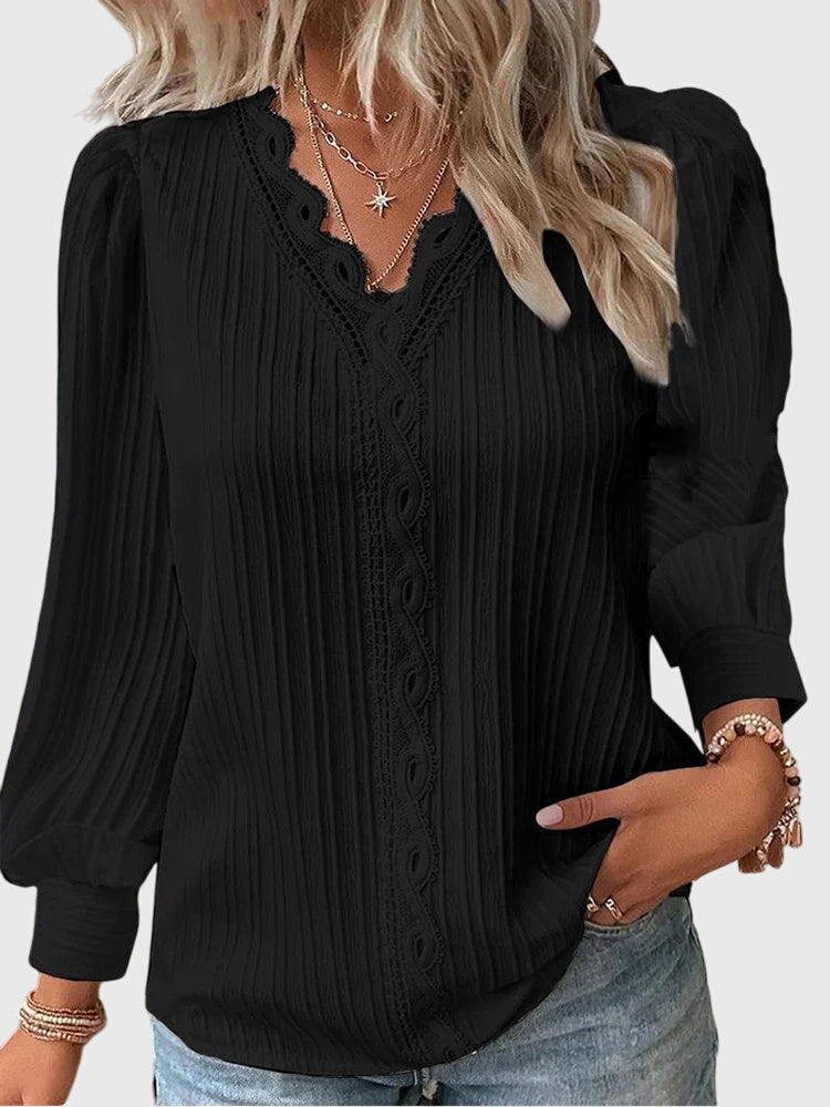 betty-classic-pullover-blouse-img3.jpg