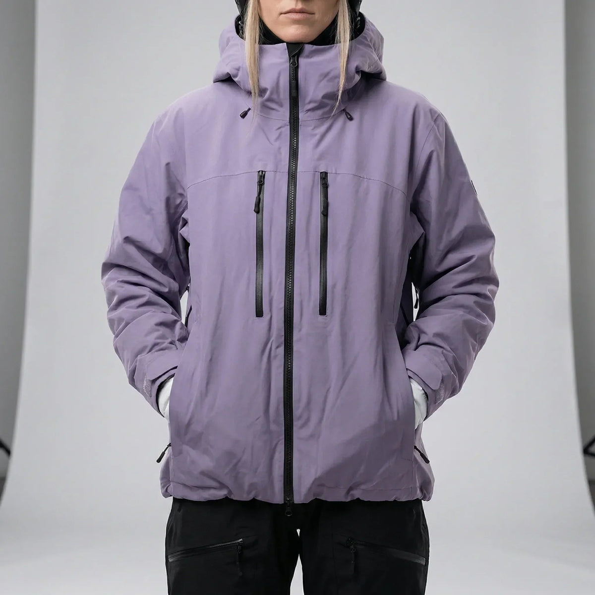 carolyn-lightweight-hooded-ski-jacket-img1.webp