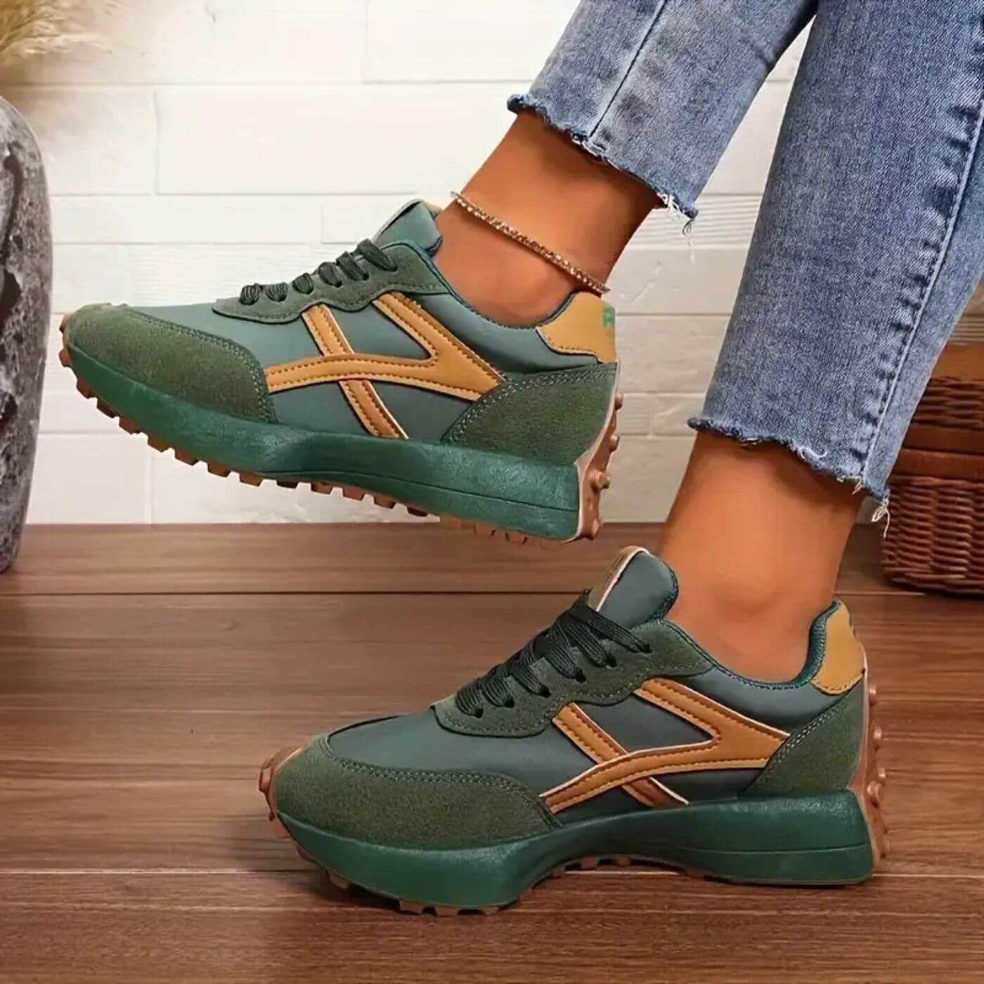 cheryl-slip-resistant-orthopedic-walking-sneakers-women-img4.jpg
