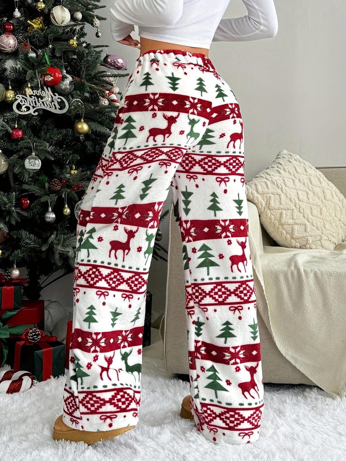 cosy-christmas-lounge-trousers-animal-print-img3.jpg