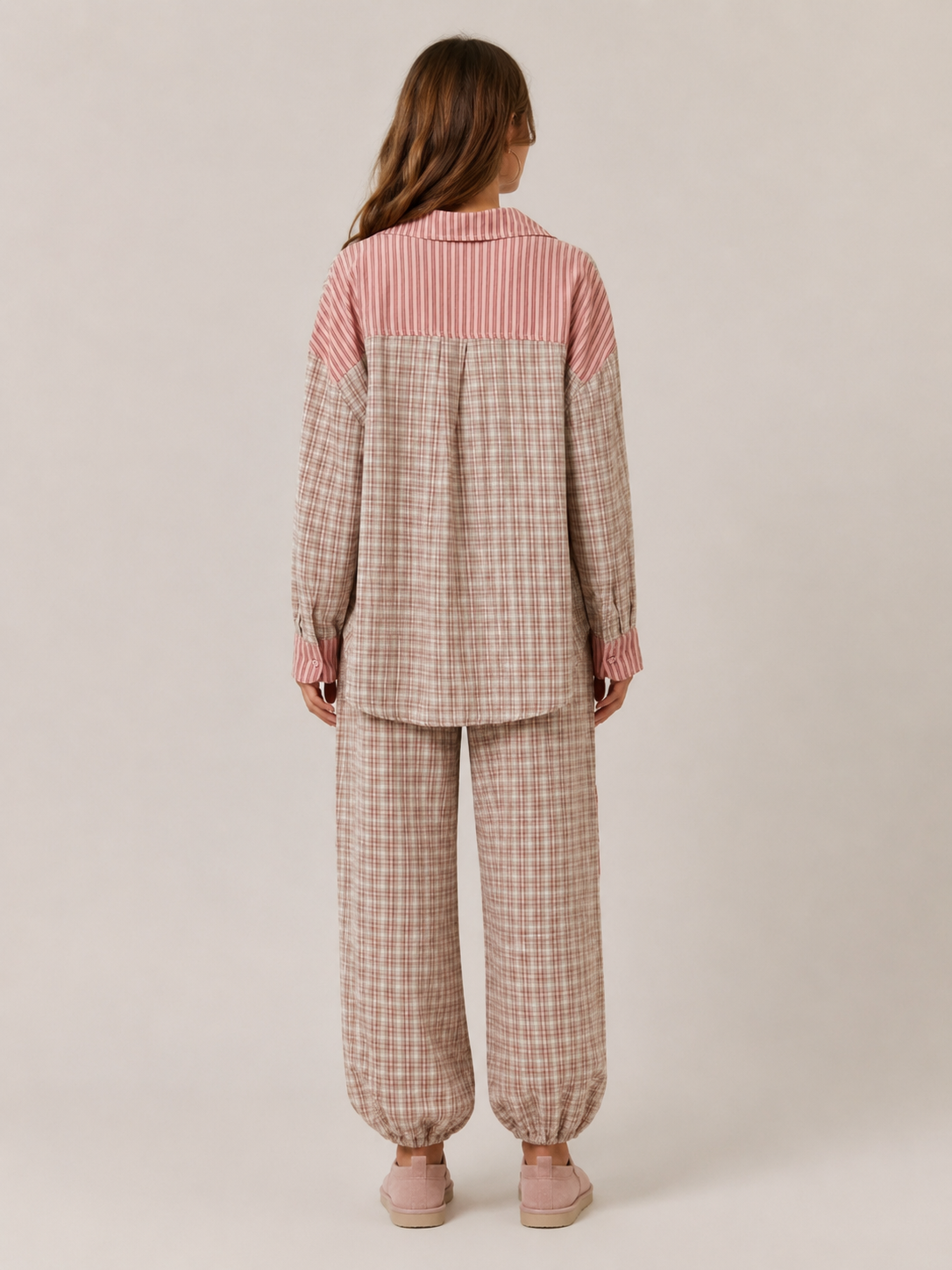 deborah-relaxed-fit-plaid-pajama-two-piece-set-img4.png