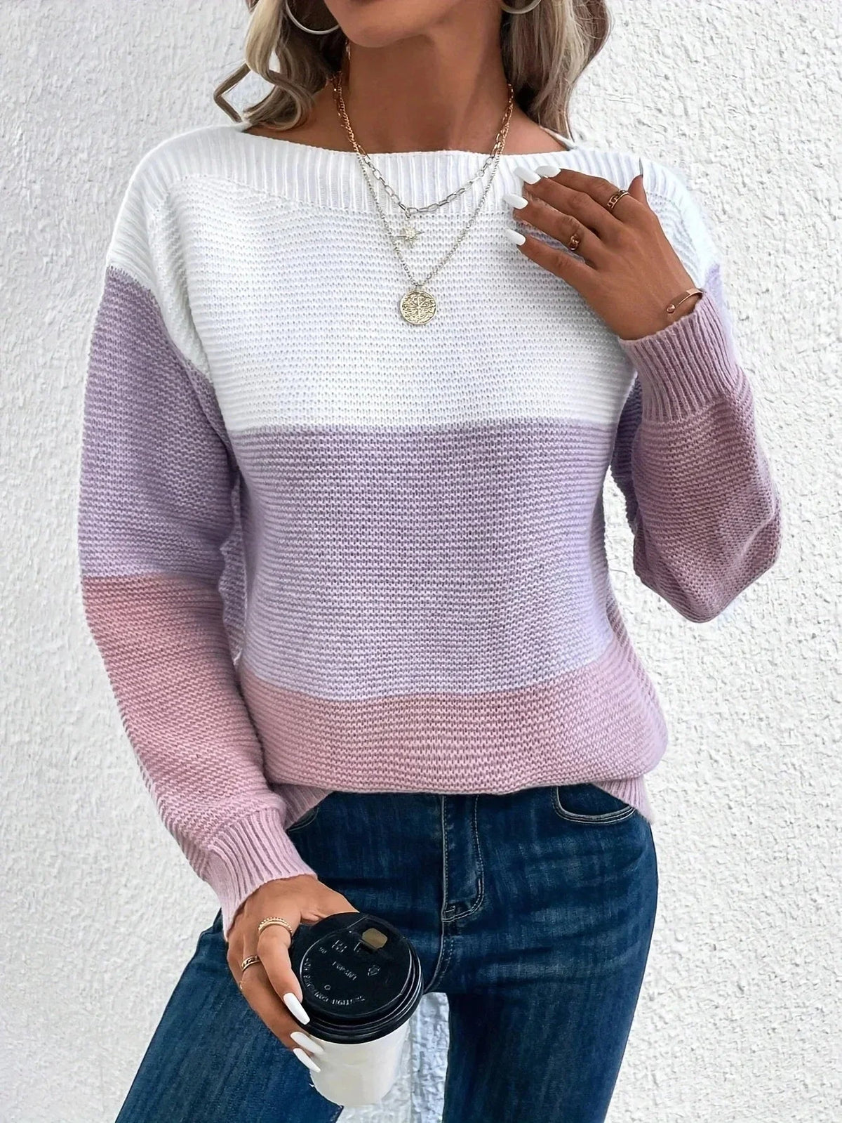 diane-classic-cashmere-turtleneck-sweater-img11.webp