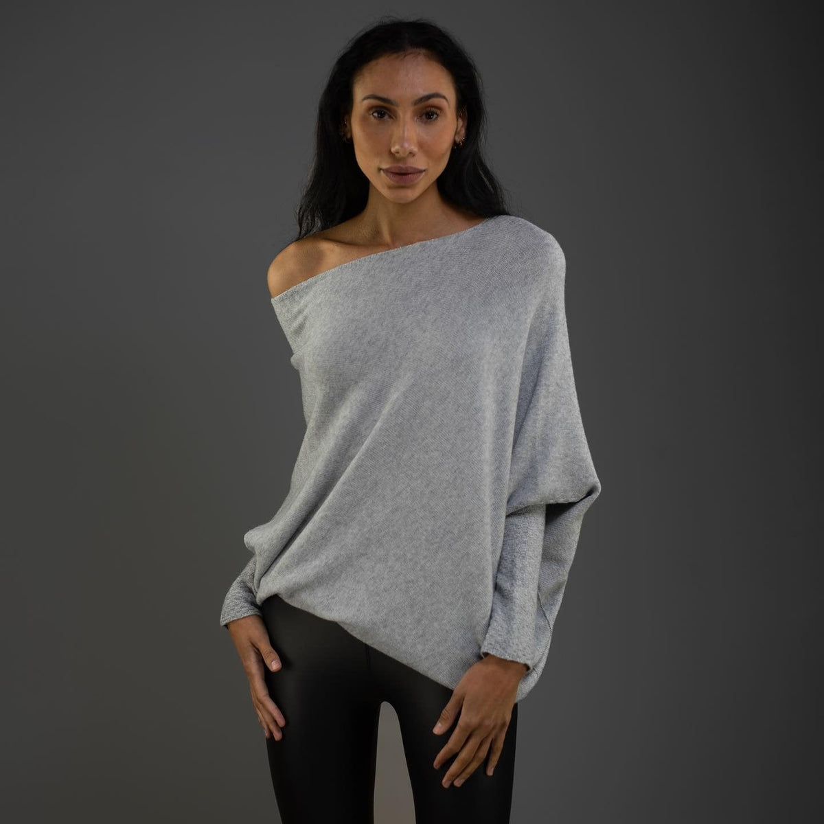 donna-relaxed-fit-off-shoulder-sweater-img3.jpg