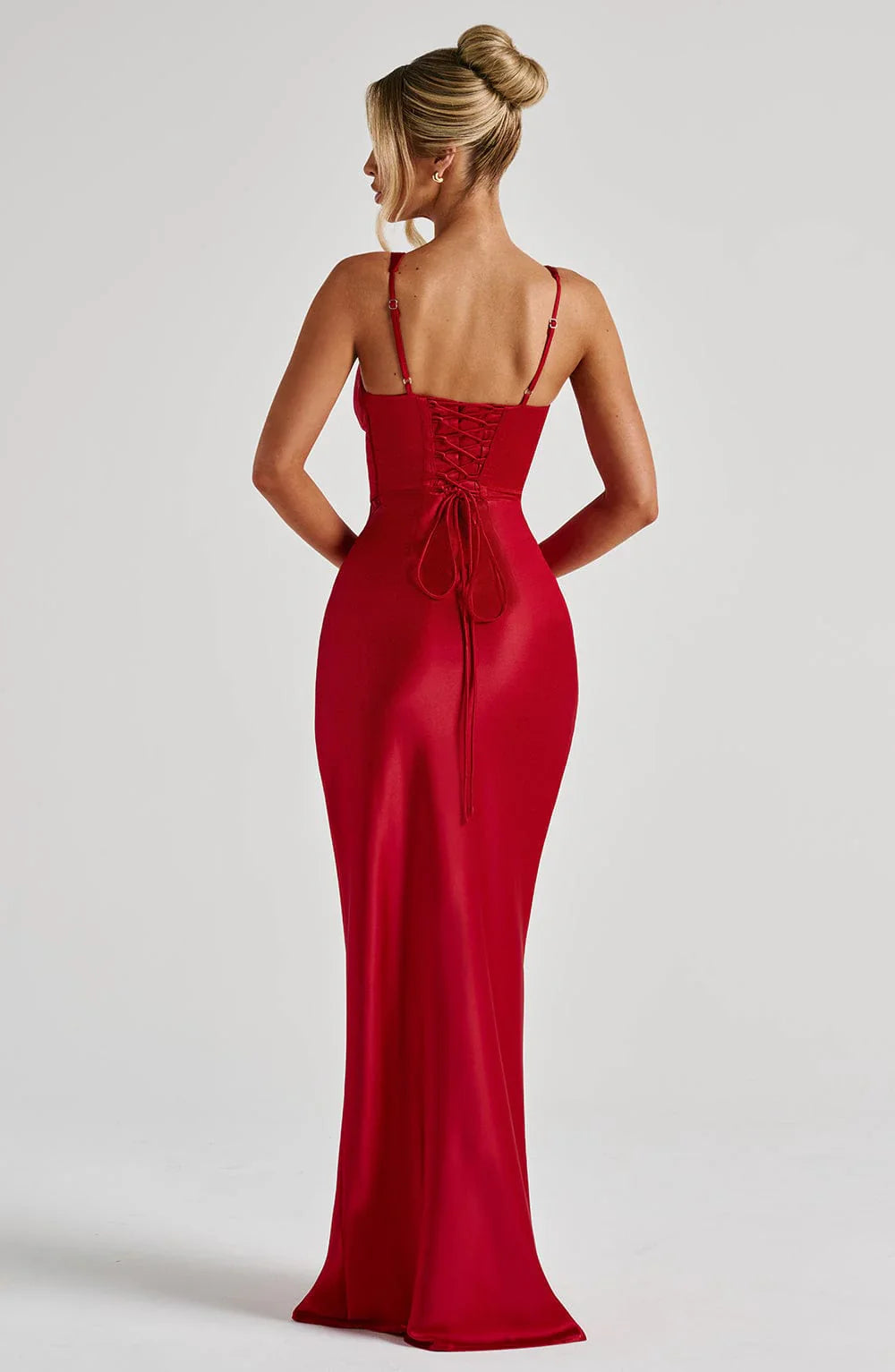 dorothy-tailored-contour-midi-dress-img7.webp