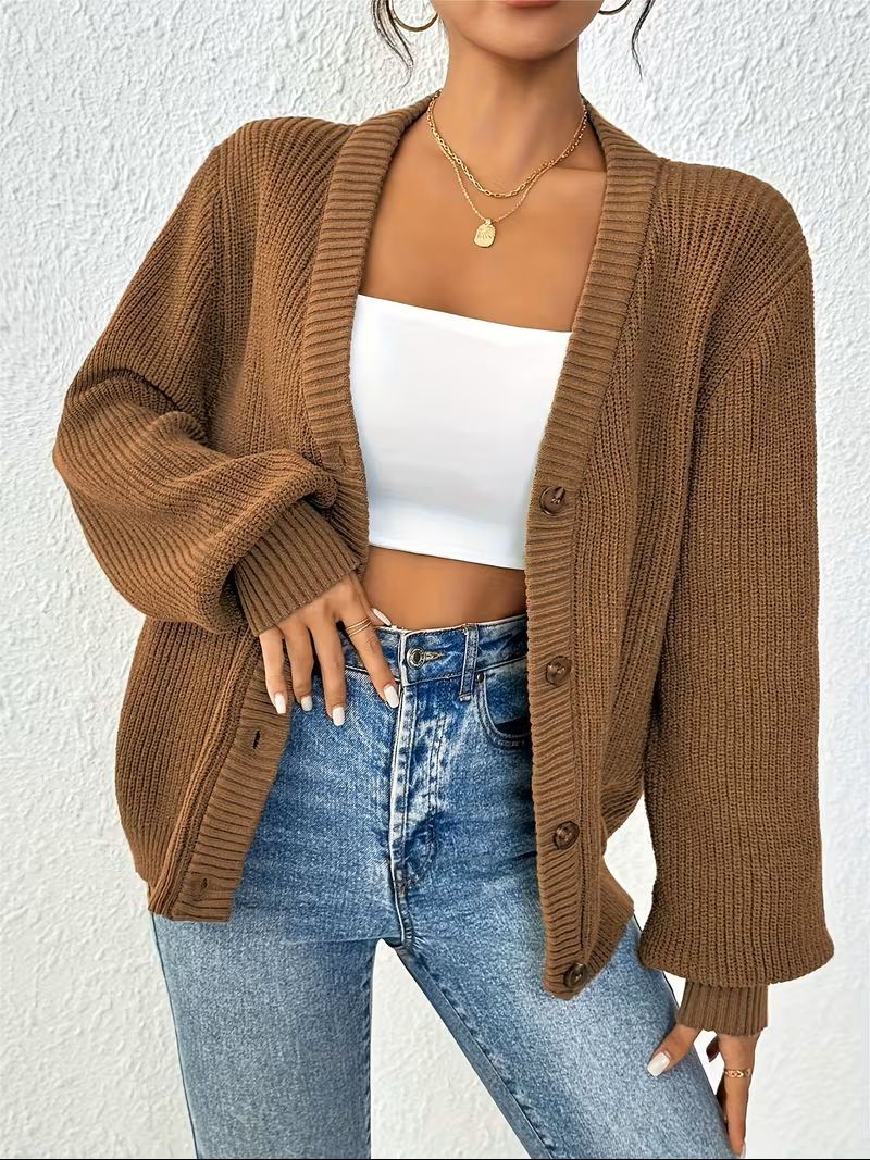 evelyn-relaxed-fit-button-front-cardigan-img3.png