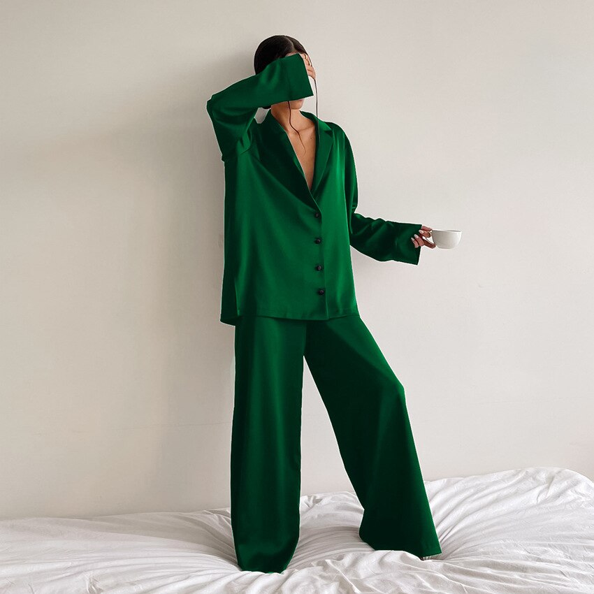 evelyn-relaxed-fit-button-up-pyjama-set-img4.jpg