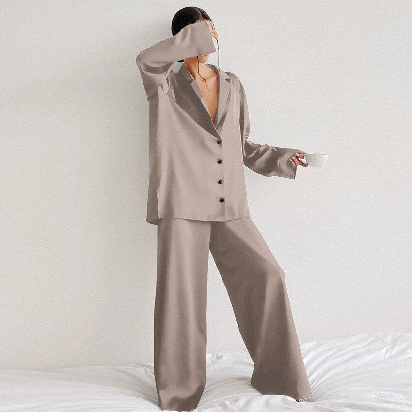 evelyn-relaxed-fit-button-up-pyjama-set-img8.jpg