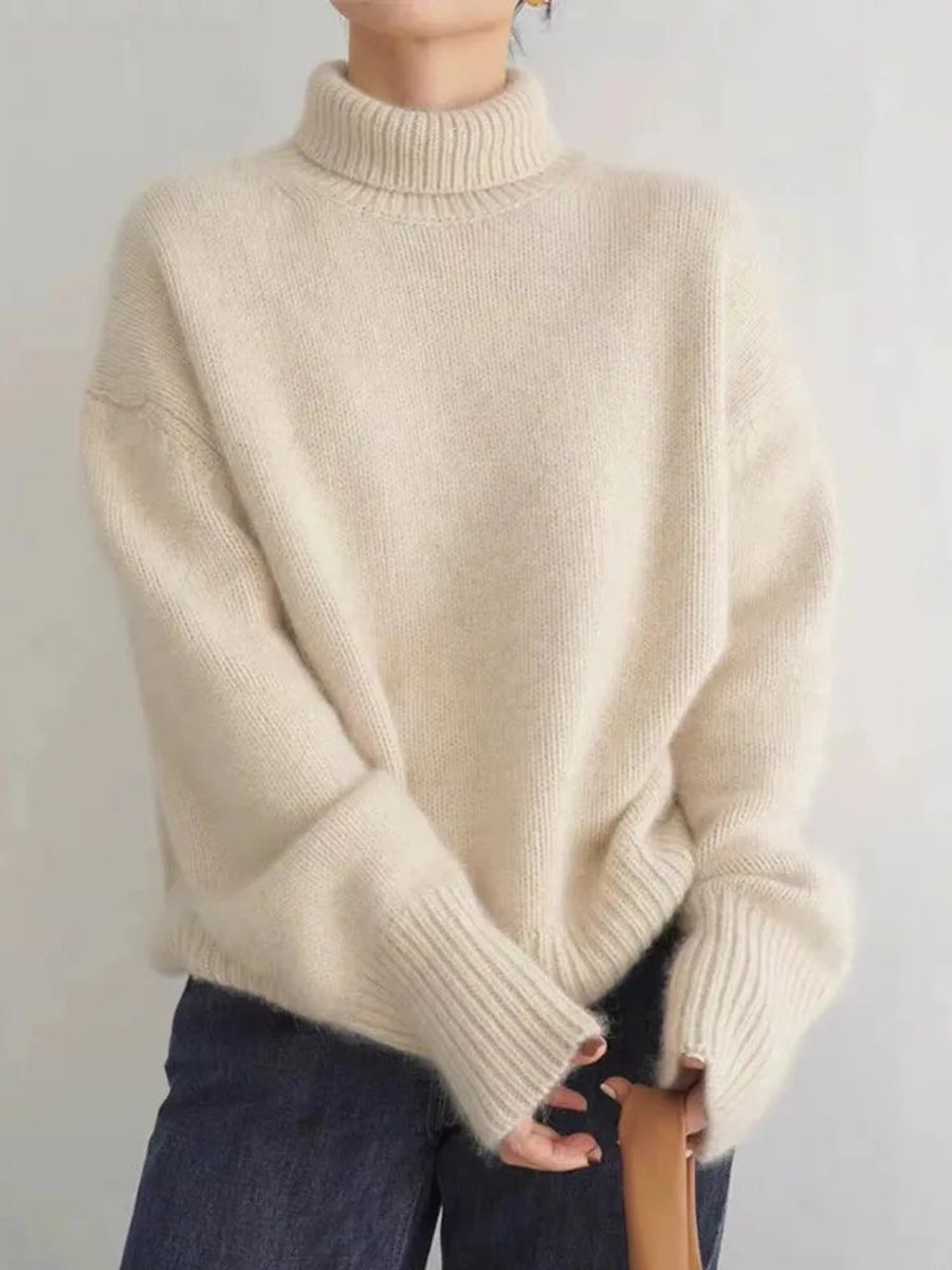 evelyn-relaxed-fit-turtleneck-cashmere-sweater-img2.jpg