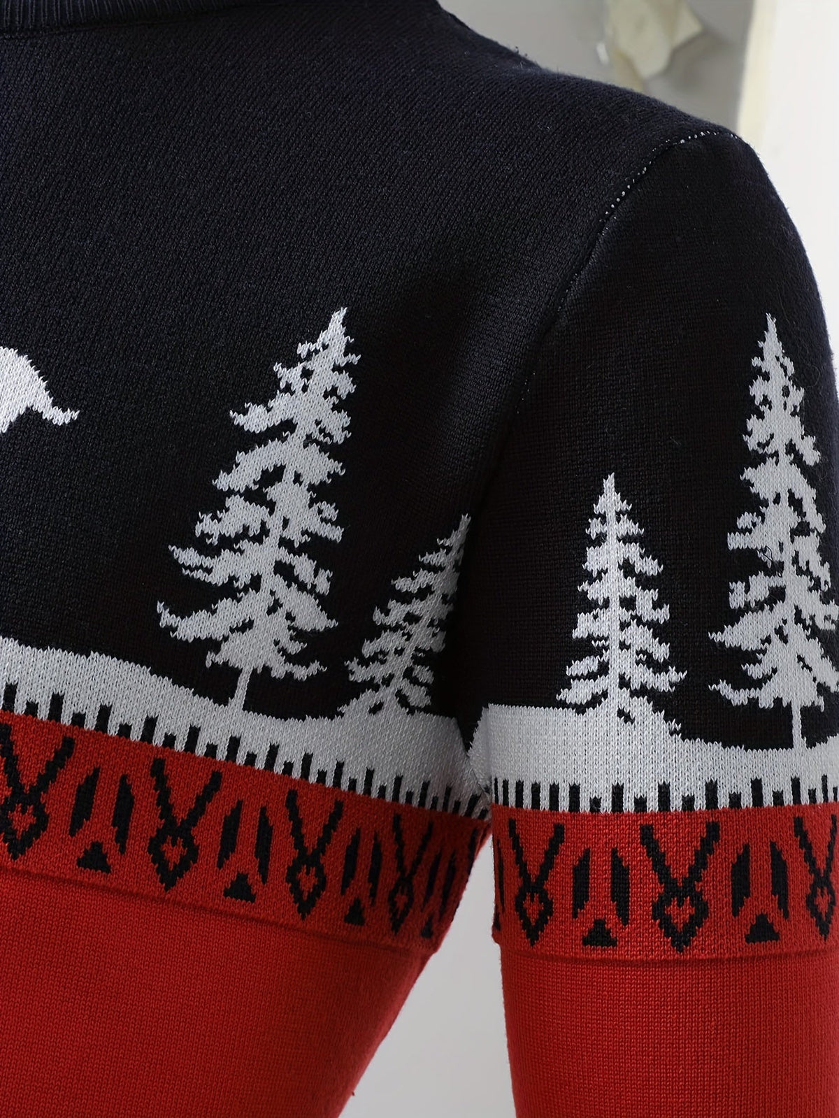 festive-christmas-crew-neck-sweater-reindeer-print-img5.jpg