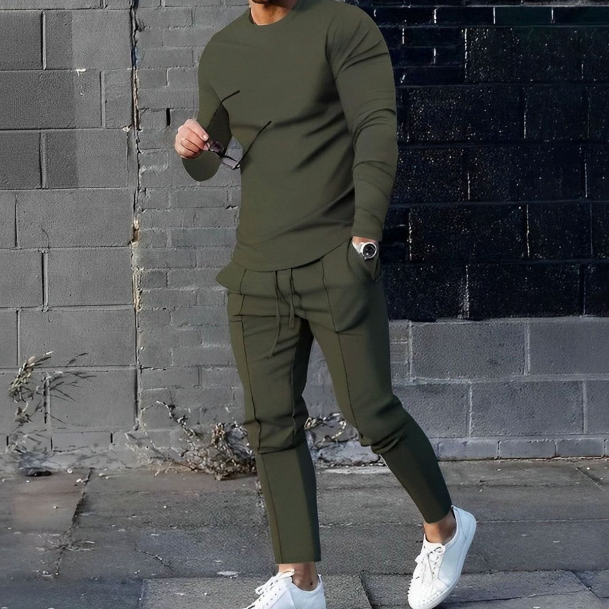 gary-relaxed-fit-crewneck-two-piece-set-img5.jpg