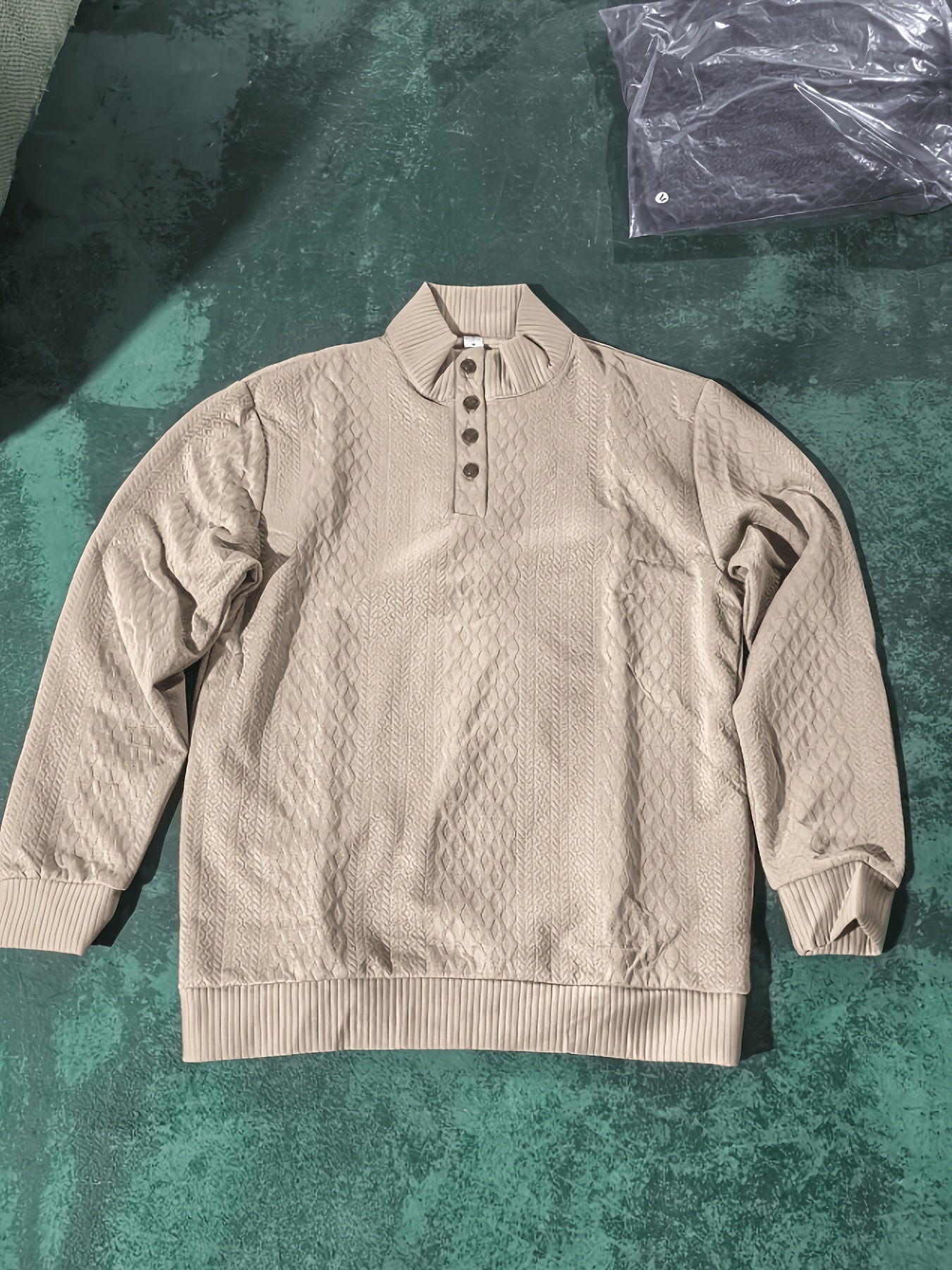 gerald-classic-stand-collar-henley-sweater-img6.jpg