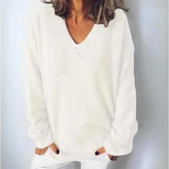 hannah-relaxed-fit-v-neck-soft-sweater-img3.png