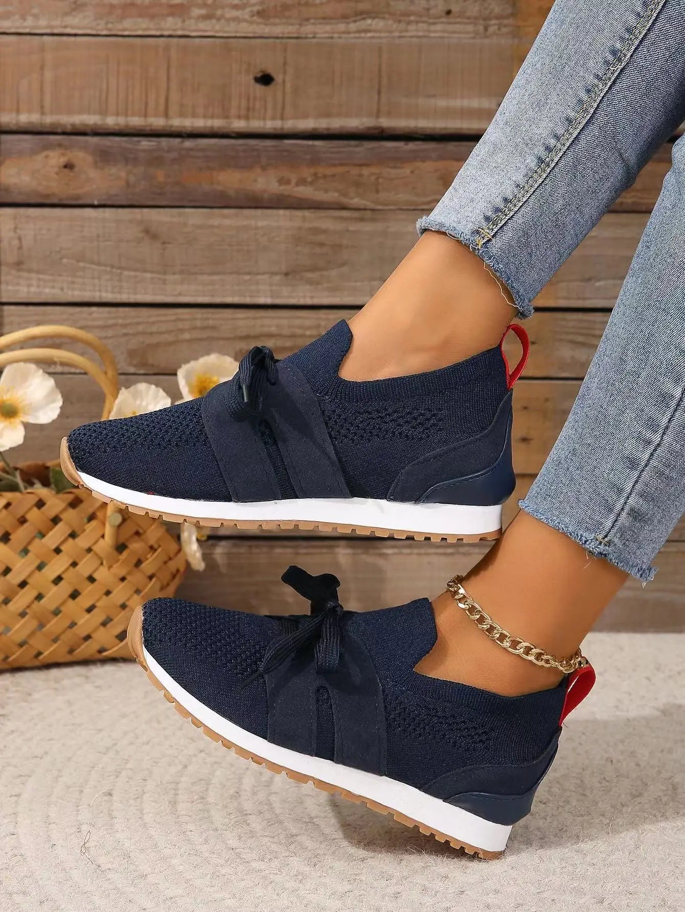 hannah-womens-bow-slip-on-sneakers-img8.webp