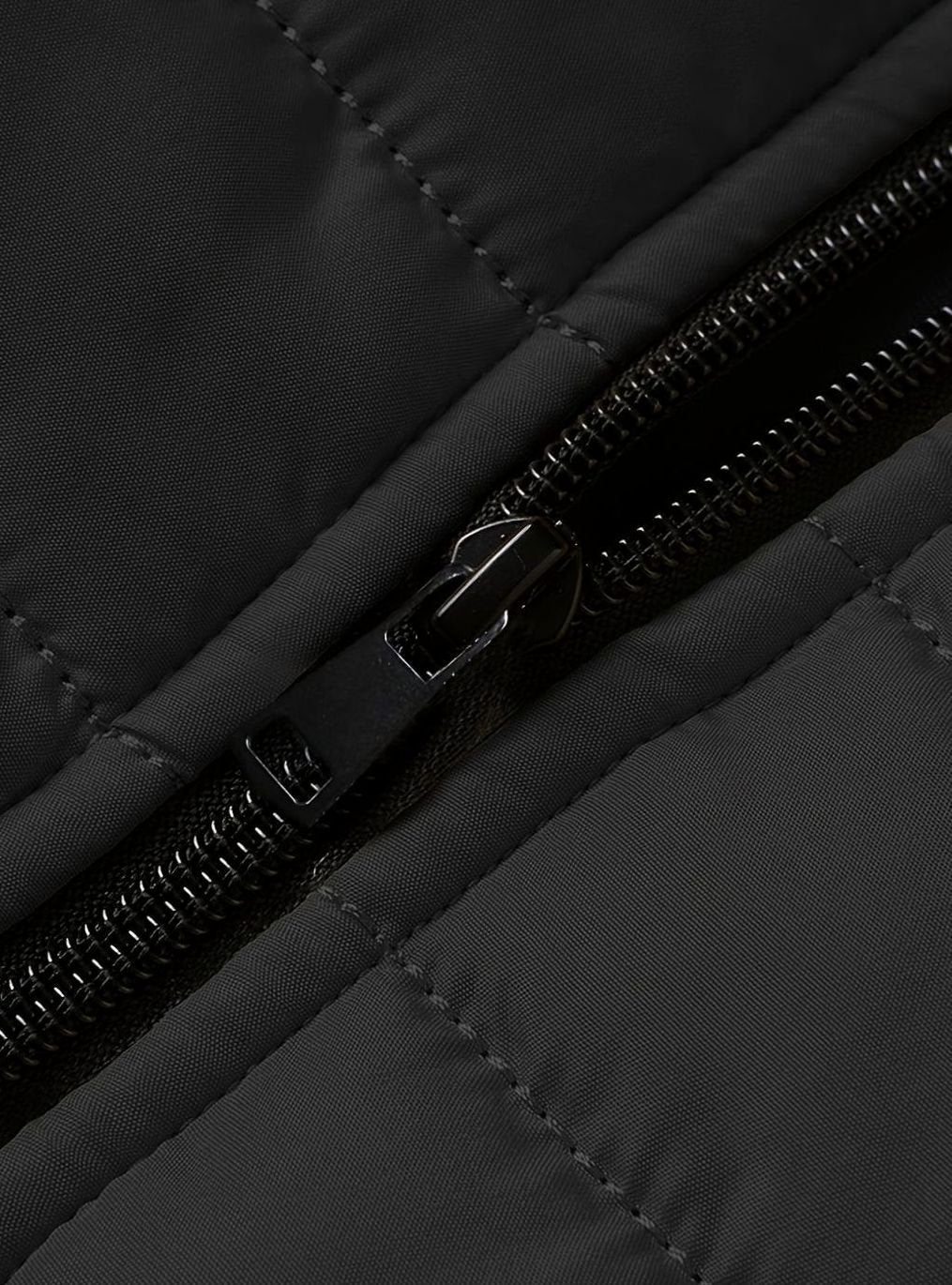 jeremy-lightweight-quilted-zip-up-puffer-jacket-img15.jpg