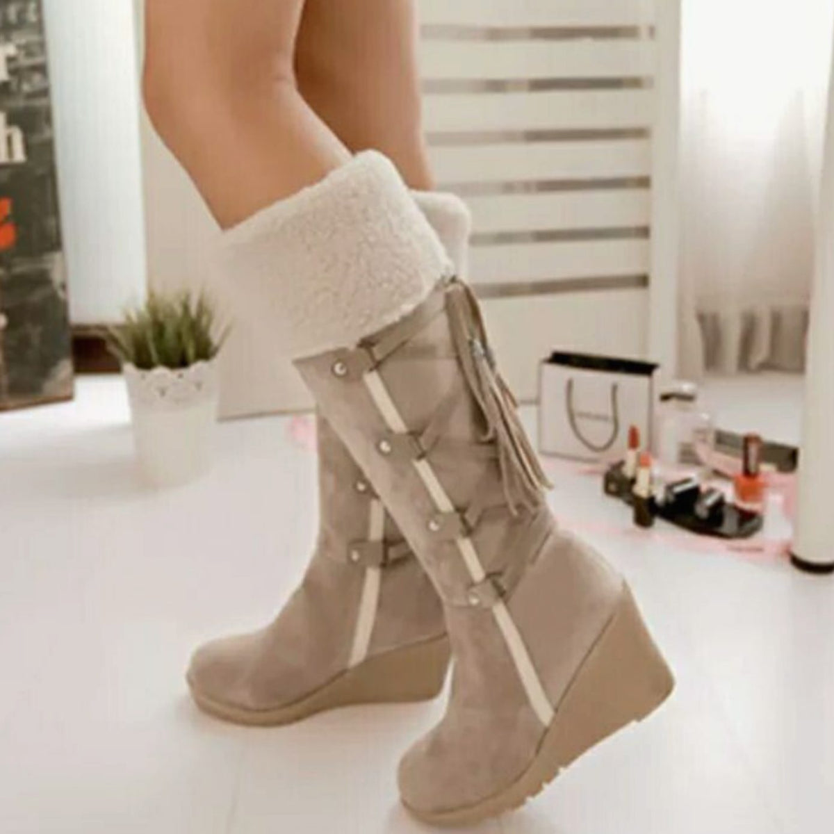 jessica-comfortable-fur-trim-wedge-knee-high-boots-img2.jpg