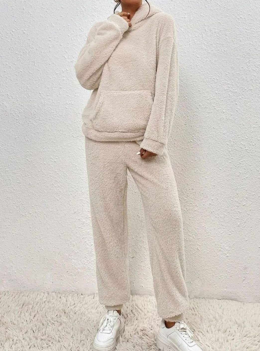 jessica-relaxed-fit-plush-fleece-hoodie-two-piece-set-img1.jpg