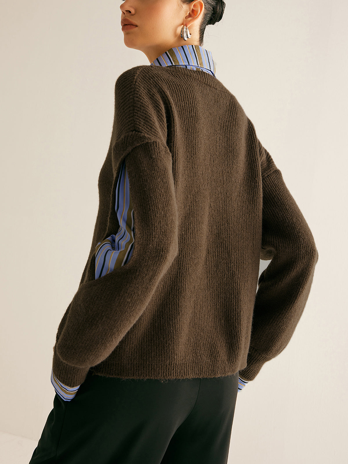 joan-classic-layered-collar-sweater-img5.jpg