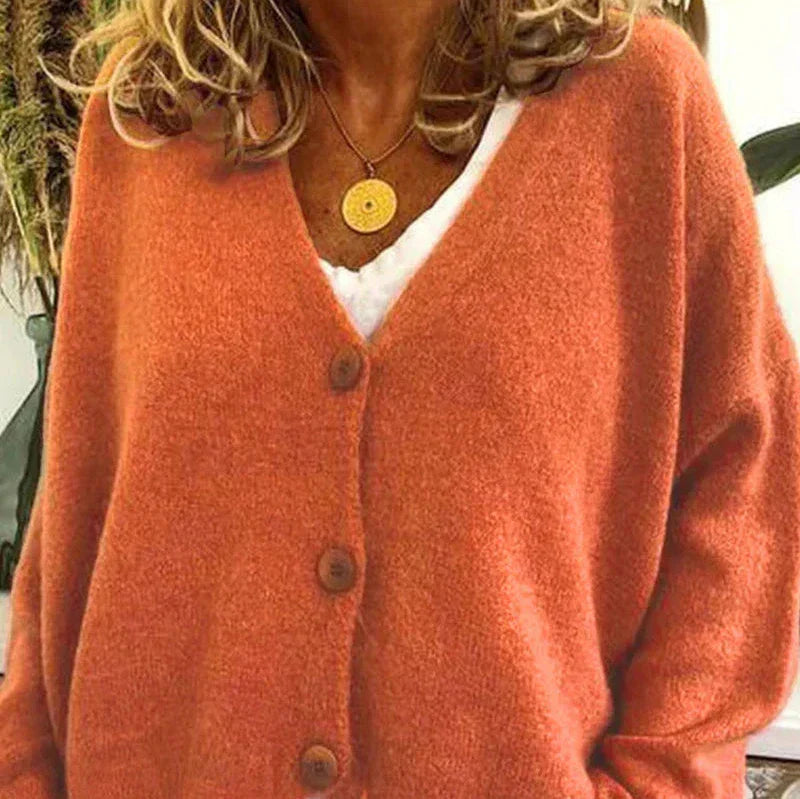 judith-relaxed-fit-v-neck-button-cardigan-img10.webp