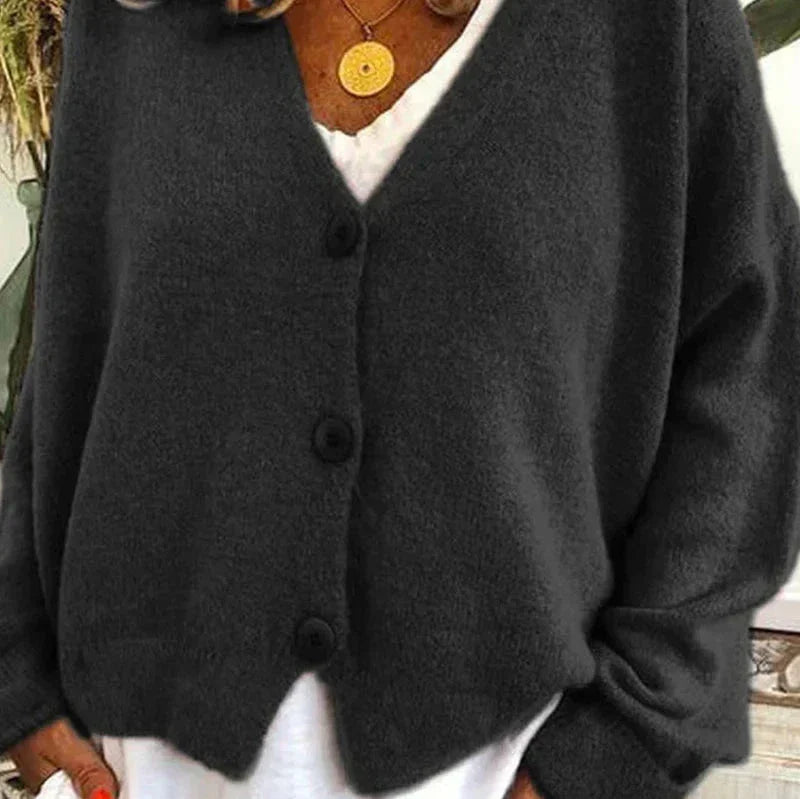 judith-relaxed-fit-v-neck-button-cardigan-img6.webp