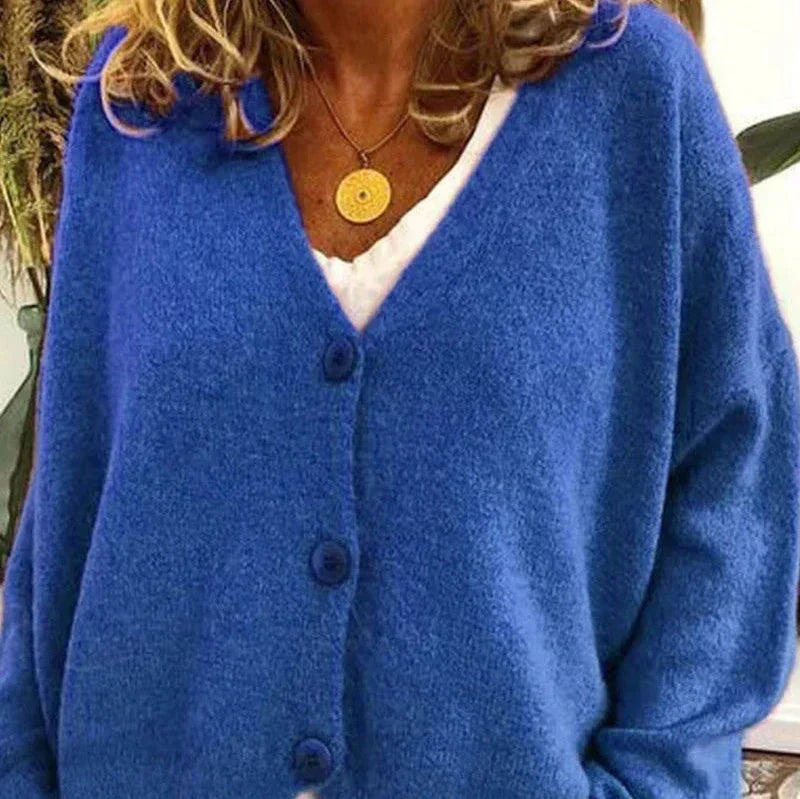 judith-relaxed-fit-v-neck-button-cardigan-img9.webp