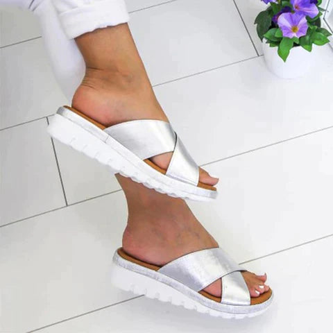 julie-orthopedic-adjustable-strap-cushioned-slides-img2.jpg