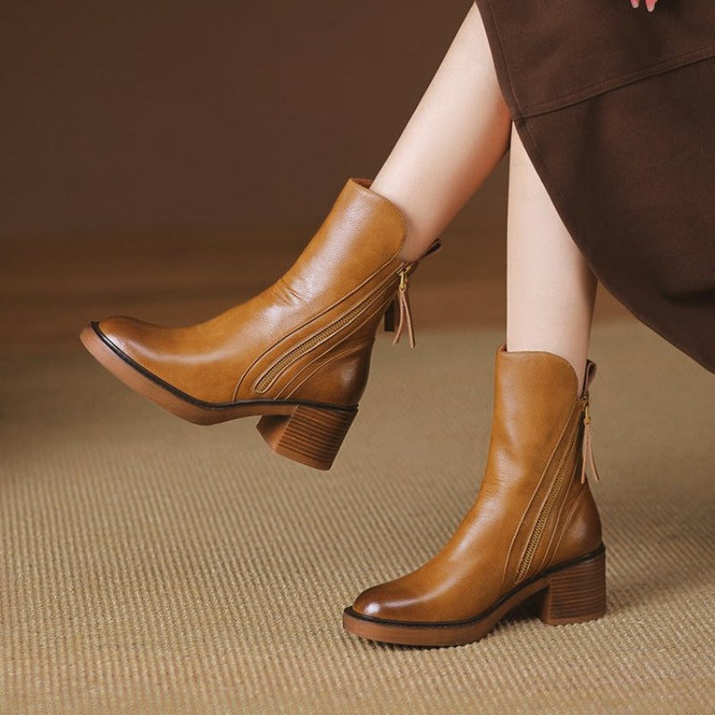 kimberly-classic-ankle-boots-img3.jpg
