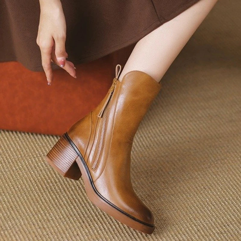 kimberly-classic-ankle-boots-img5.webp