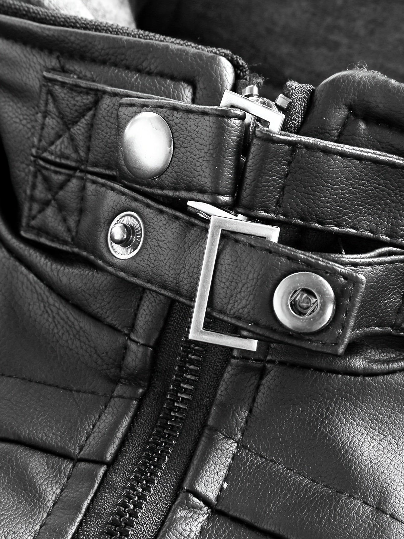 maddox-relaxed-fit-hooded-moto-jacket-img21.jpg
