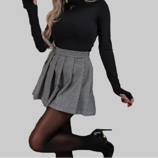 martha-classic-checked-mini-skirt-img1.png